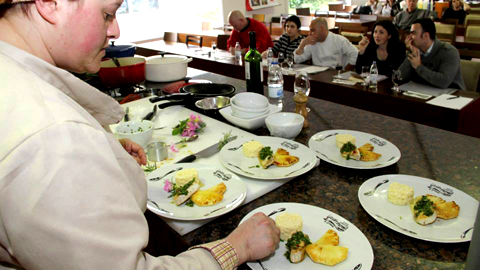 Resultado de imagem para Festival gastronÃ´mico de Gramado